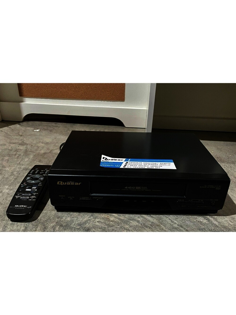 Quasar VHQ44 VCR With Remote